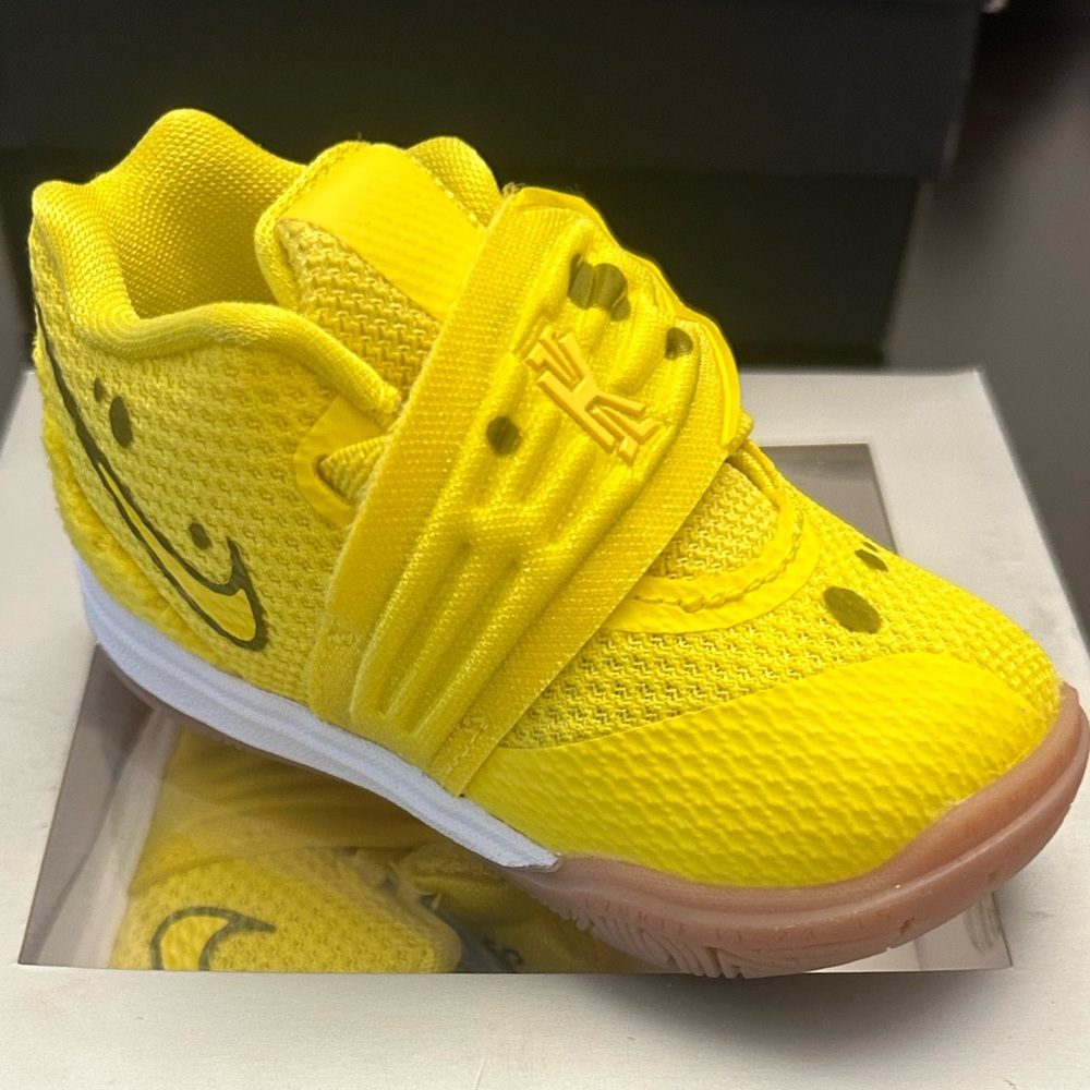 Sponge Bo  Kyrie 5 Kids Yellow Basketball Shoes